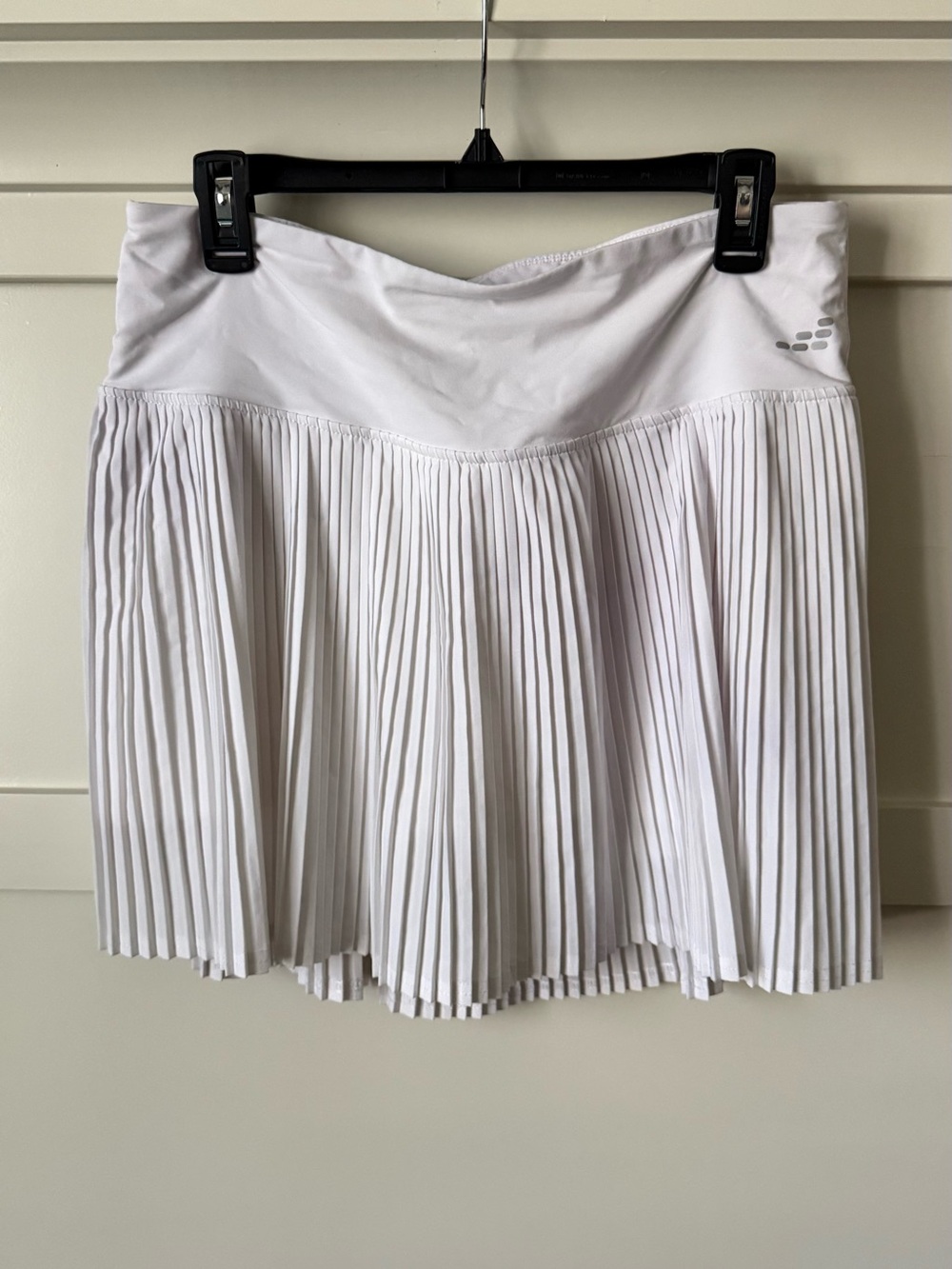 bcg White Pleated Active Skirt